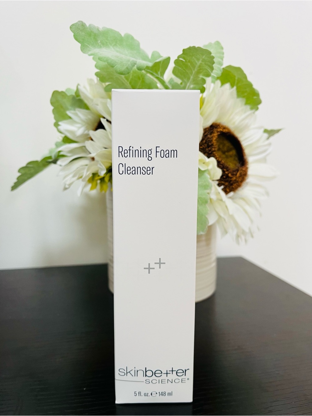 SKINBETTER  Refining Foam Cleanser 5 oz 148 ML Brand New